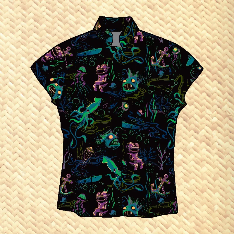 Jeff Granito's 'Dwellers of the Deep' - Classic Aloha Button Up-Shirt - Womens - Ready to Ship! Classic Short Sleeve Blouse
