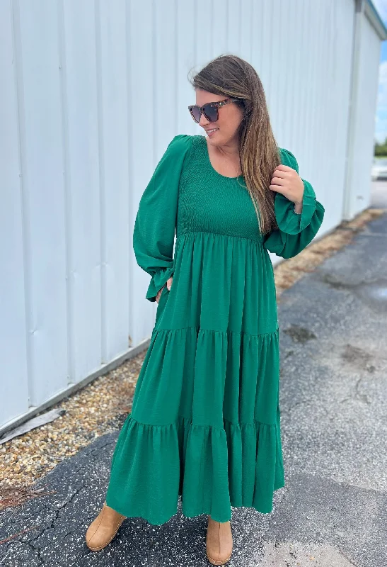 Smocking Woven Bubble Sleeve Maxi Dress - Green Trendy Off-Shoulder Ruffle Maxi Dress Smocking Woven Bubble Sleeve Maxi Dress - Green Trendy Off-Shoulder Ruffle Maxi Dress