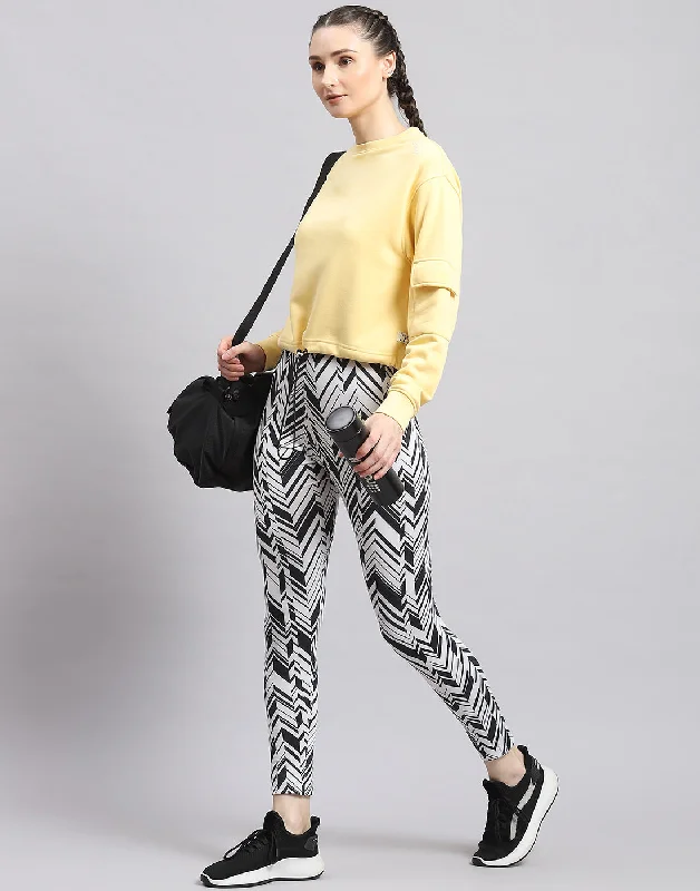 Women Yellow Solid Round Neck Full Sleeve Sweatshirt Hoodie with Set-In Sleeves Structured Classic