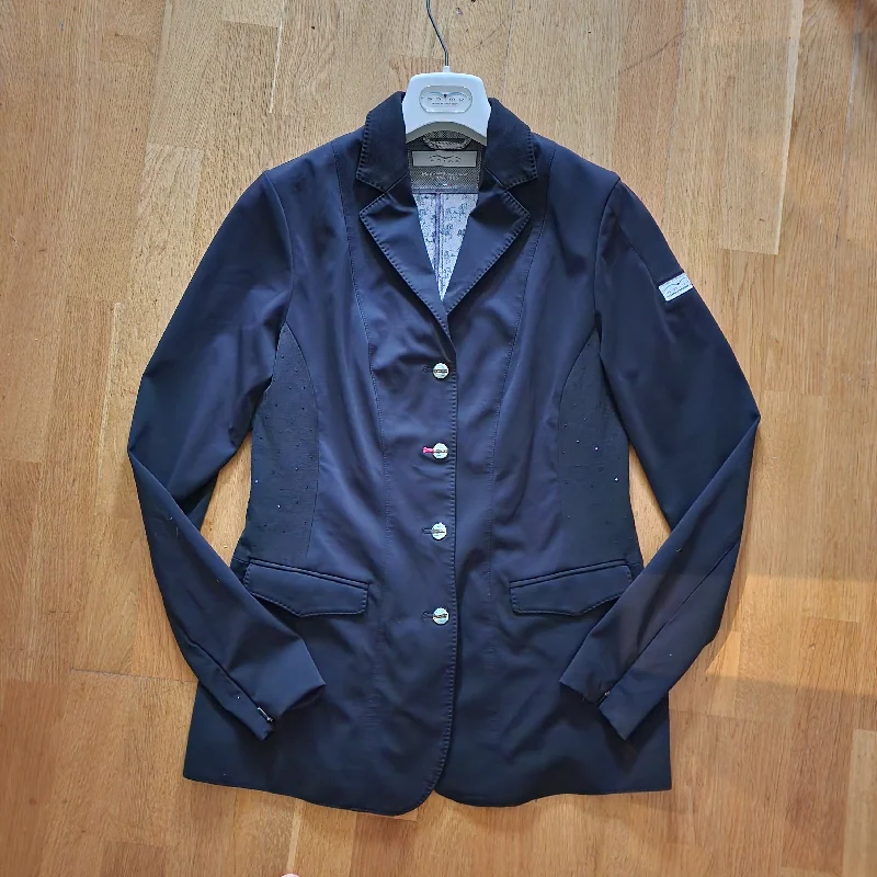 Animo black show jacket, ladies 14 Ribbed Jacket Pleated Jacket Ruffled Jacket
