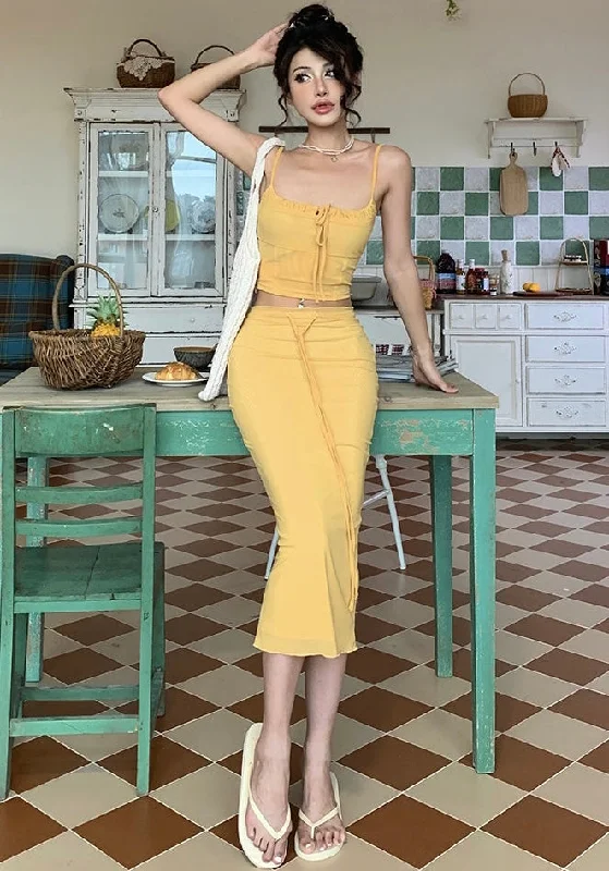 Lesly Solid Color Yellow Spaghetti Strap Slim Cropped Top + High Waist Slim Midi Skirt Matching Set denim skirt fashionable